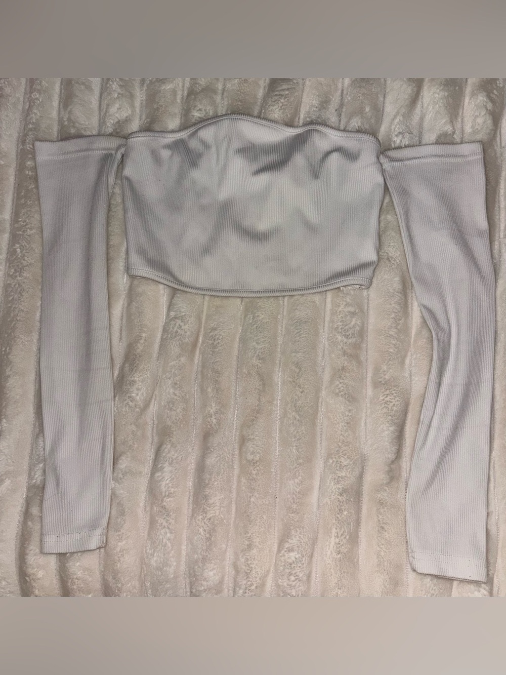 Forever 21 White Off-Shoulder Ribbed Long Sleeve Crop Top